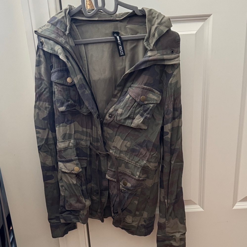 Camo Utility Hooded Jacket - Olive Green
